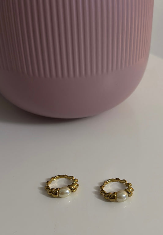 Croissant Rings